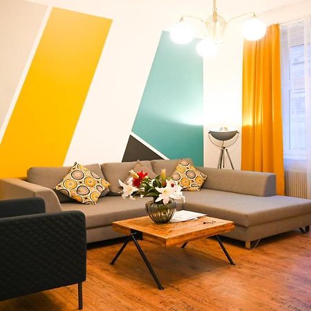 Modern Apartment Wiener Stadthalle エクステリア 写真