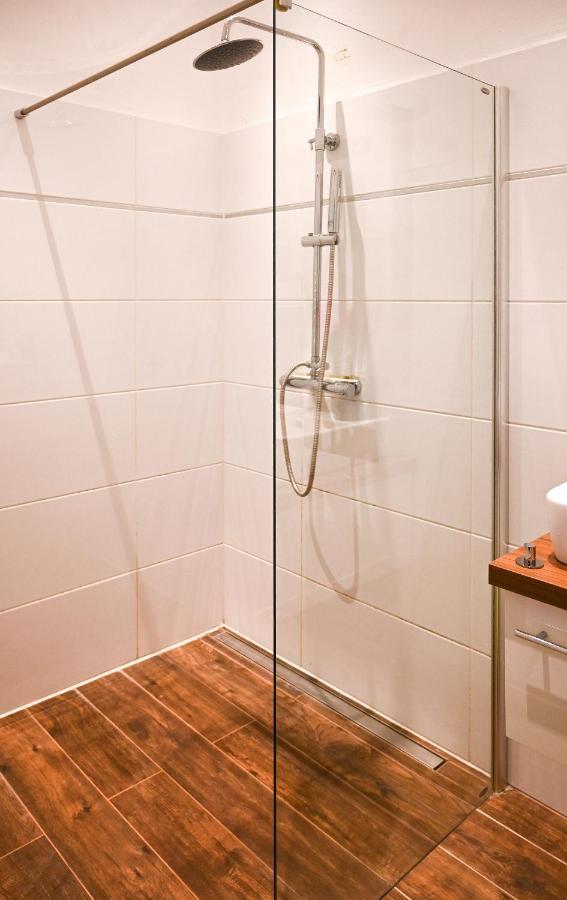 Modern Apartment Wiener Stadthalle エクステリア 写真