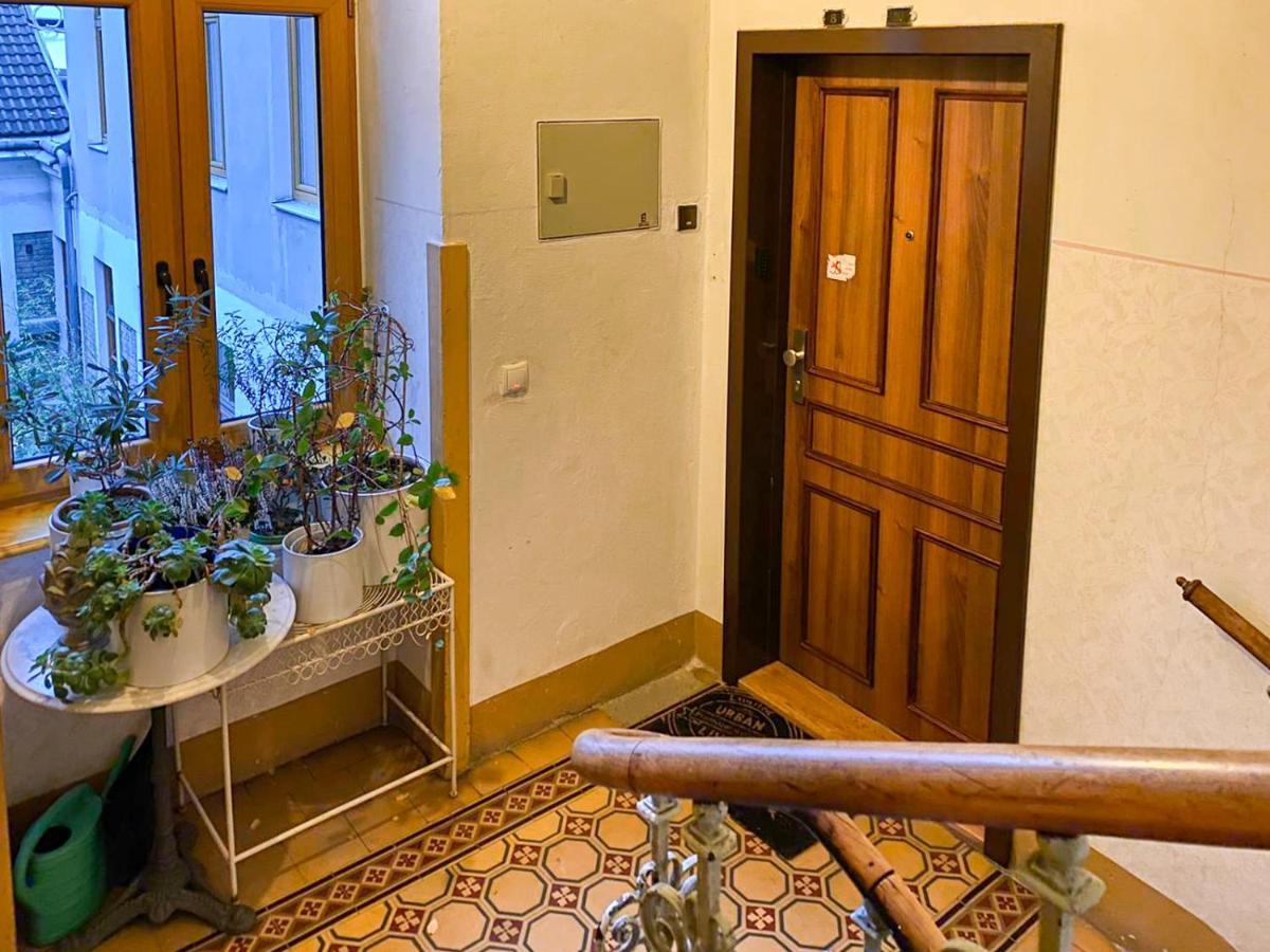 Modern Apartment Wiener Stadthalle エクステリア 写真